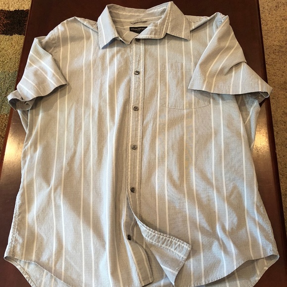 Banana Republic Other - L banana republic tee Banana Republic Other - L banana republic tee